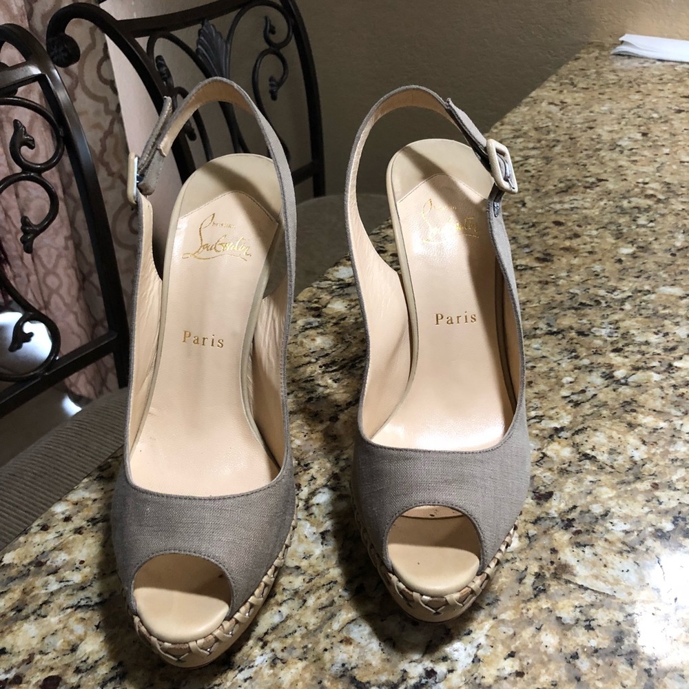 Authentic Christian Louboutin Indiana size 39